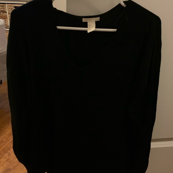 Sweater - Picture 1 of 1